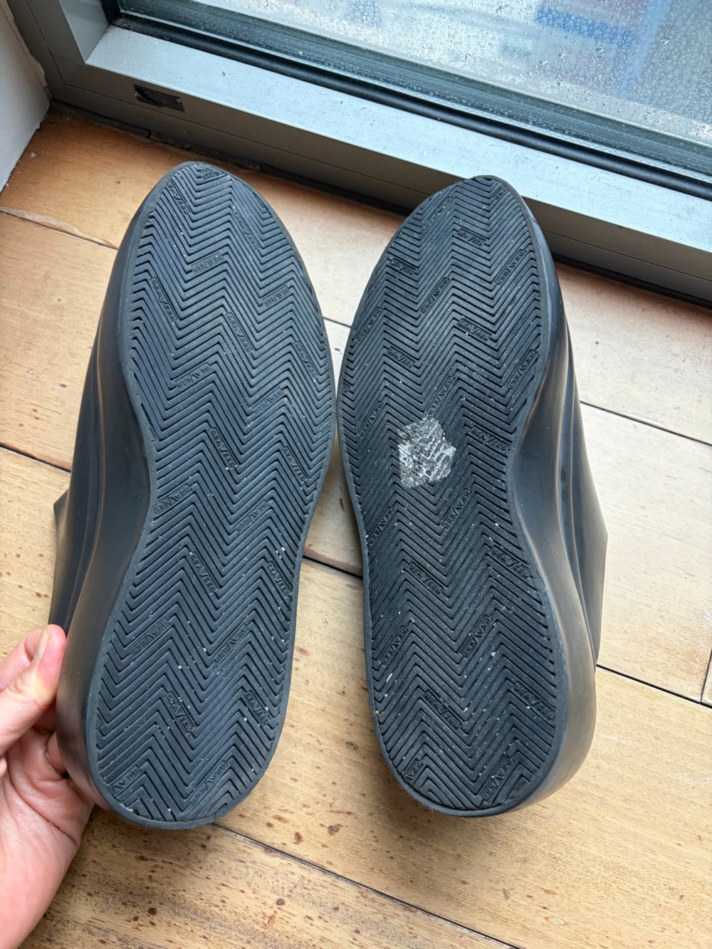 SeaVees Marin Mule Black - Picture 7 of 8